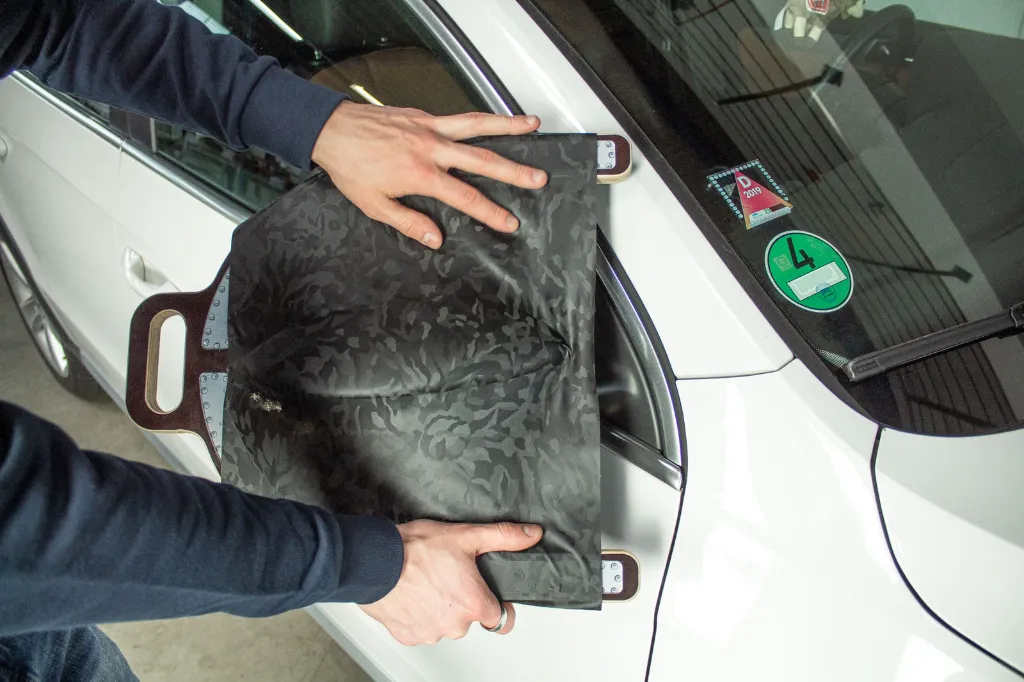 Wrap U ezee action2.webp